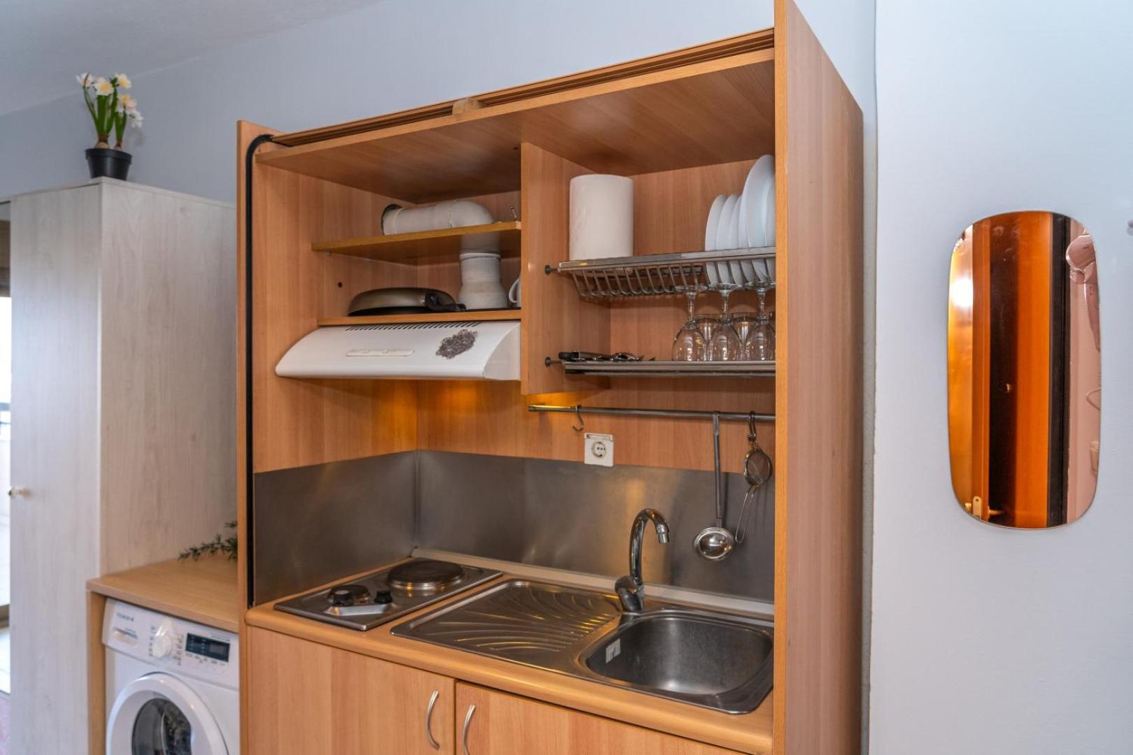 Kosmos Service Apartment Beautiful Studio 3 With Additional Cost Parking Szaloniki Kültér fotó